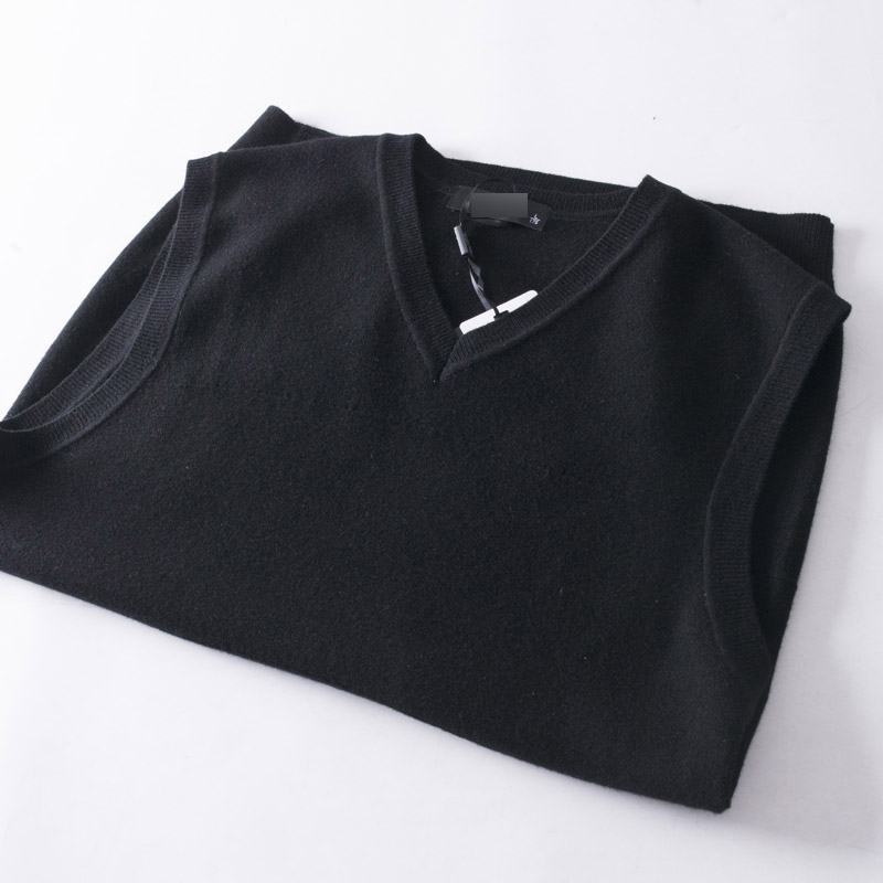 秋冬针织衫内搭鸡心领背心毛衫男