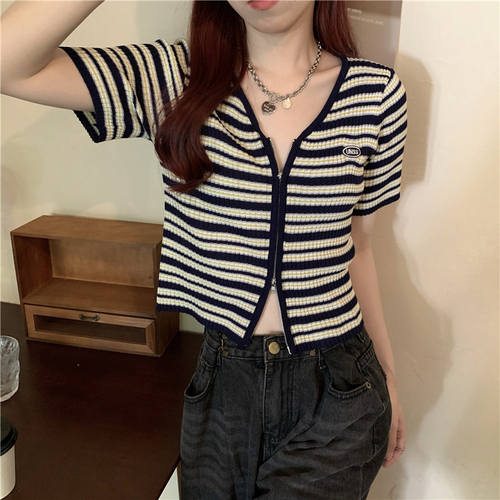 Real price striped short sleeve zipper cardigan Korean version thin V-neck contrast hot girl coat summer