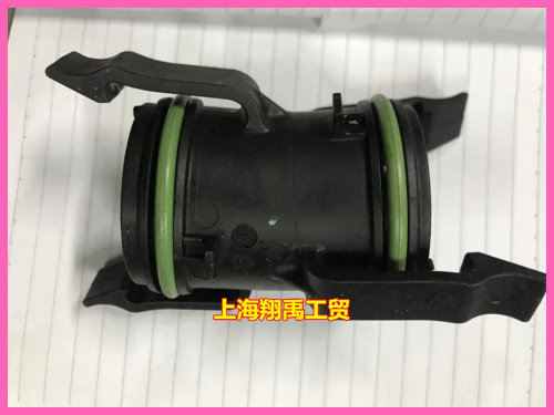 适配高7途安L凌渡新明锐速腾派朗逸1.4T涡轮增压进气管接头组件