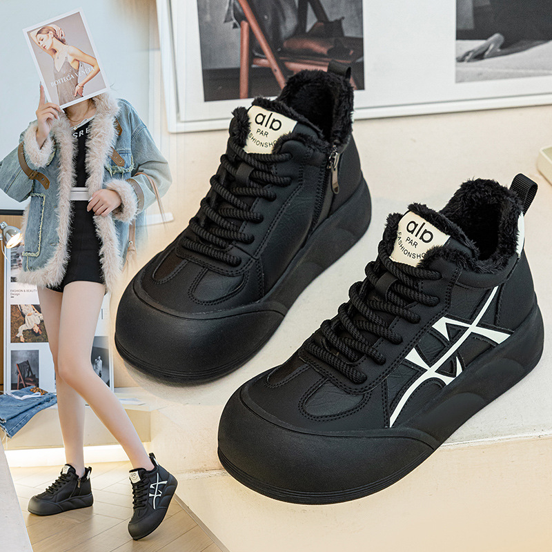 36-43大码女鞋厚底休闲运动鞋秋冬新款百搭加绒丑萌面包鞋棉鞋42