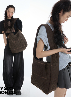 DirtySix 2025AW 原创 核桃鞑鞑包 绣线绗缝夹棉方包