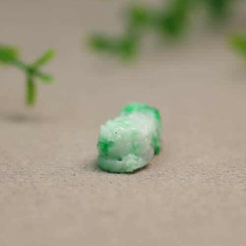 缅甸天然A货翡翠貔貅吊坠