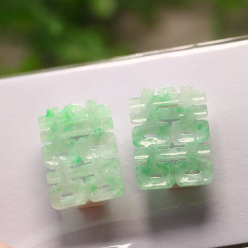 翡翠镂空方形喜字花片