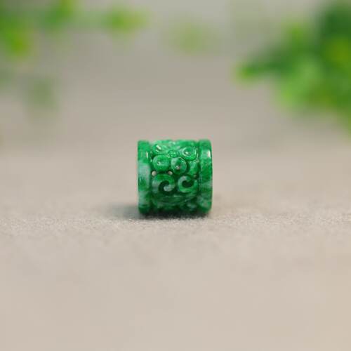 天然A货翡翠雕花路路通桶珠