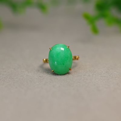 天然A货翡翠椭圆形蛋面戒指
