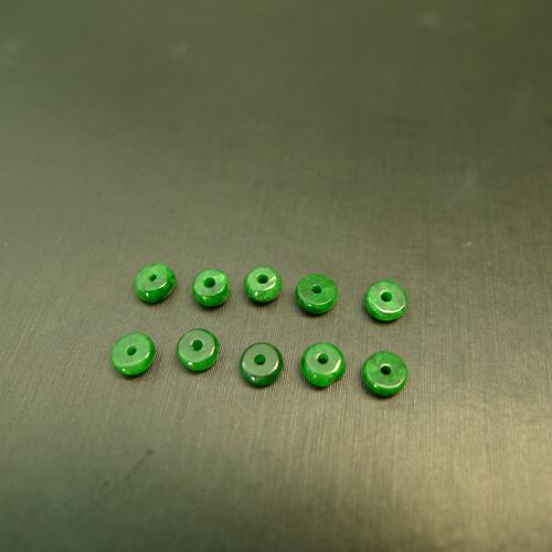 满色辣绿缅甸天然A货翡翠隔珠