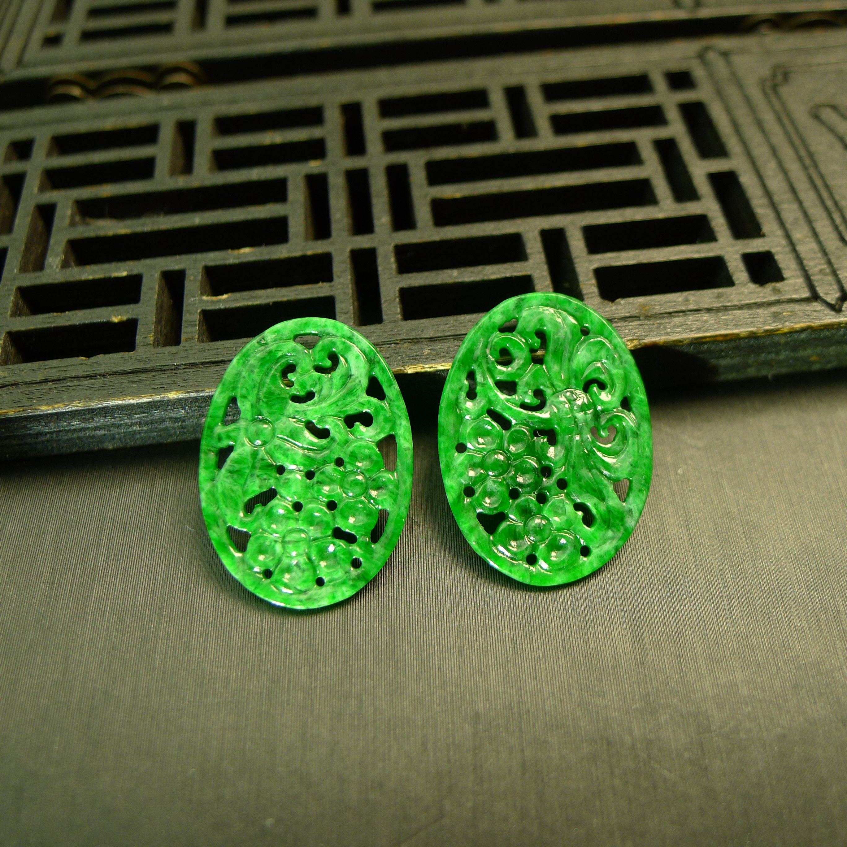#K579一对满色辣绿缅甸天然A货翡翠镂空椭圆形雕花戒面耳坠裸石,珠宝/钻石/翡翠,翡翠裸石/蛋面,淘宝优惠券,粉丝福利购,淘宝优惠卷