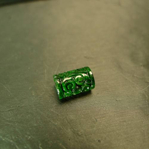 翡翠圆柱形路路通雕花桶珠管珠