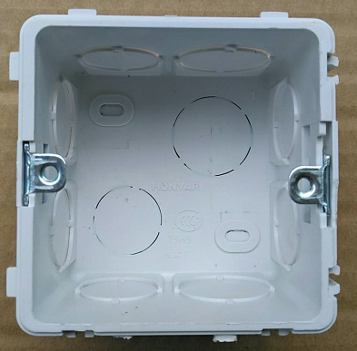 鸿雁开关插座暗装接线盒pvc阻燃底盒多联拼接盒间距1.5cm 75hs50c