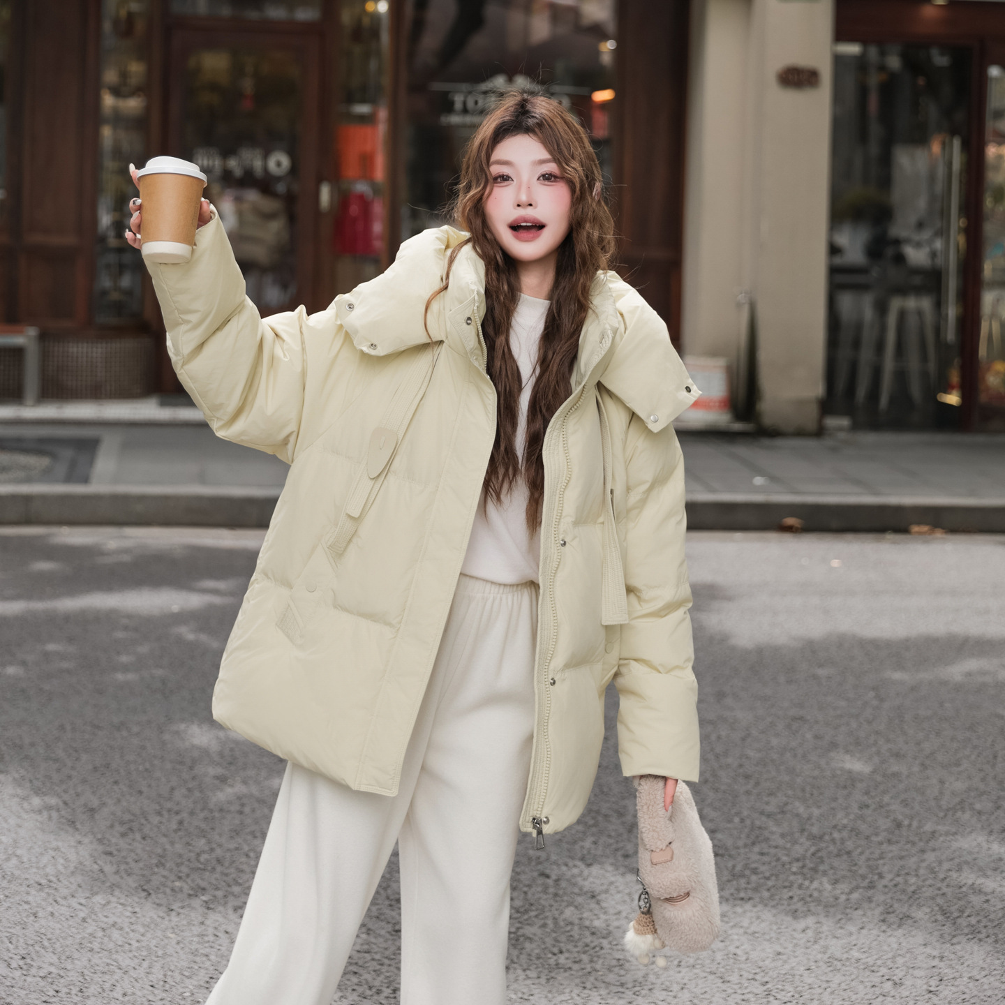 胖MM加大码280斤羽绒服女中长款