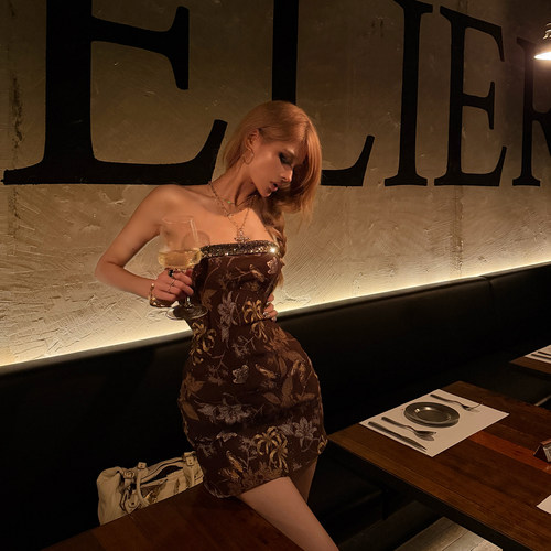 疏影横斜植物印花高弹小礼服裙女