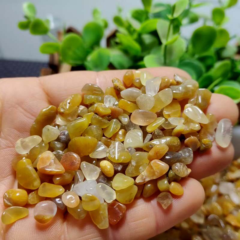 100G 가격 천연 노란 토끼 머리 크리스탈 자갈 장식품 황수정 수조 분재 돌 정원 장식
