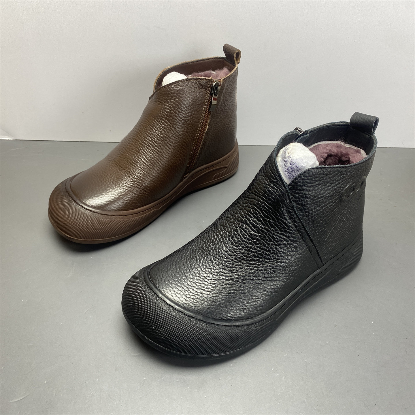 品牌断码真皮靴子女2025新款冬款牛皮短靴圆头平底羊毛保暖马丁靴,女鞋,马丁靴,淘宝优惠券,粉丝福利购,淘宝优惠卷