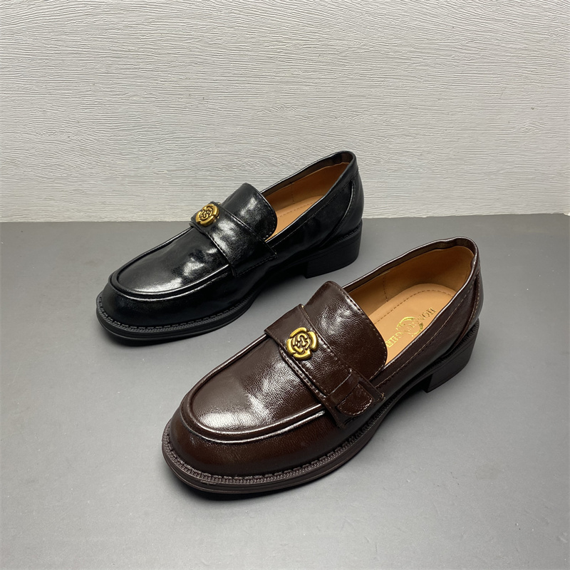 低跟粗跟英伦风乐福鞋单鞋