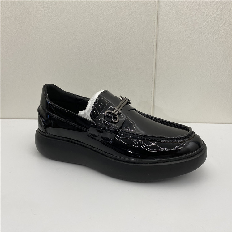 工厂圆头简约风时尚厚底增高皮鞋