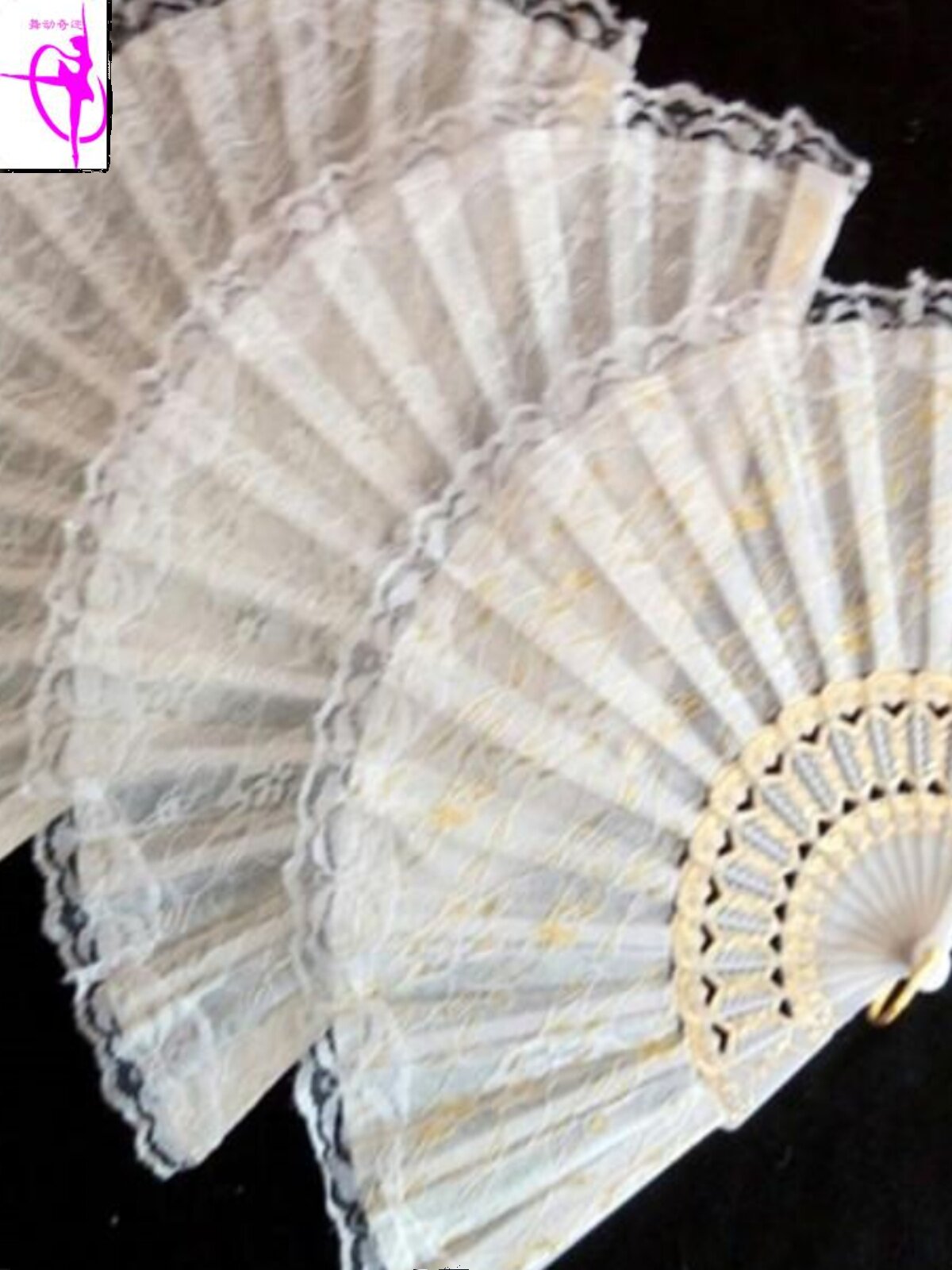 10 무료 배송 어린이 7 인치 작은 날개 CHUN 여성 접는 팬 단면 더블 레이어 흰색 검정색 및 큰 빨간색 레이스 댄스 팬