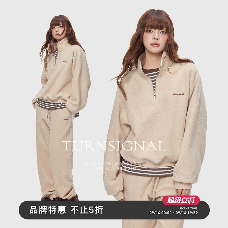 TurnSigna毛呢卫衣卫裤套装女图片