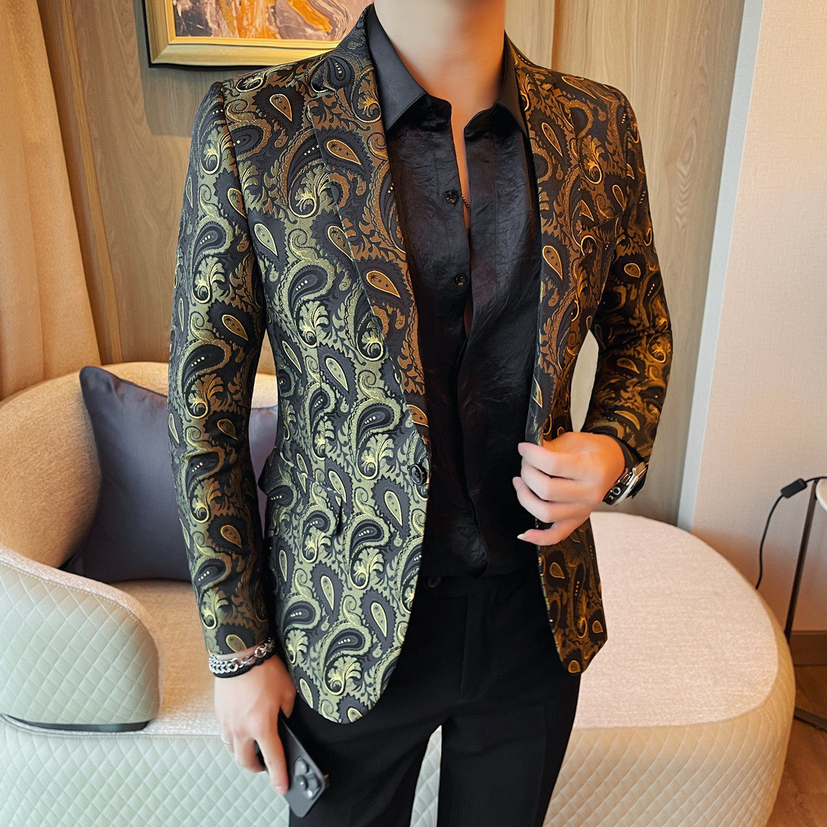 X701-P138 男士西服外套时尚潮流休闲百搭修身单西服花西装图片