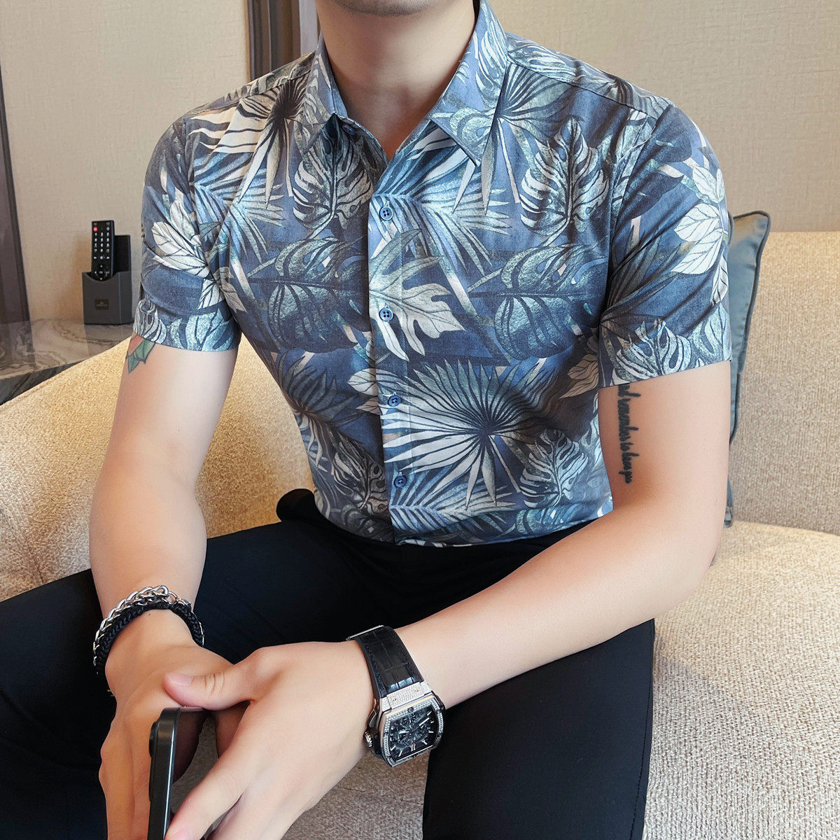 1255-P58 男士短袖花衬衫夏季新款时尚百搭休闲翻领短袖衬衣图片