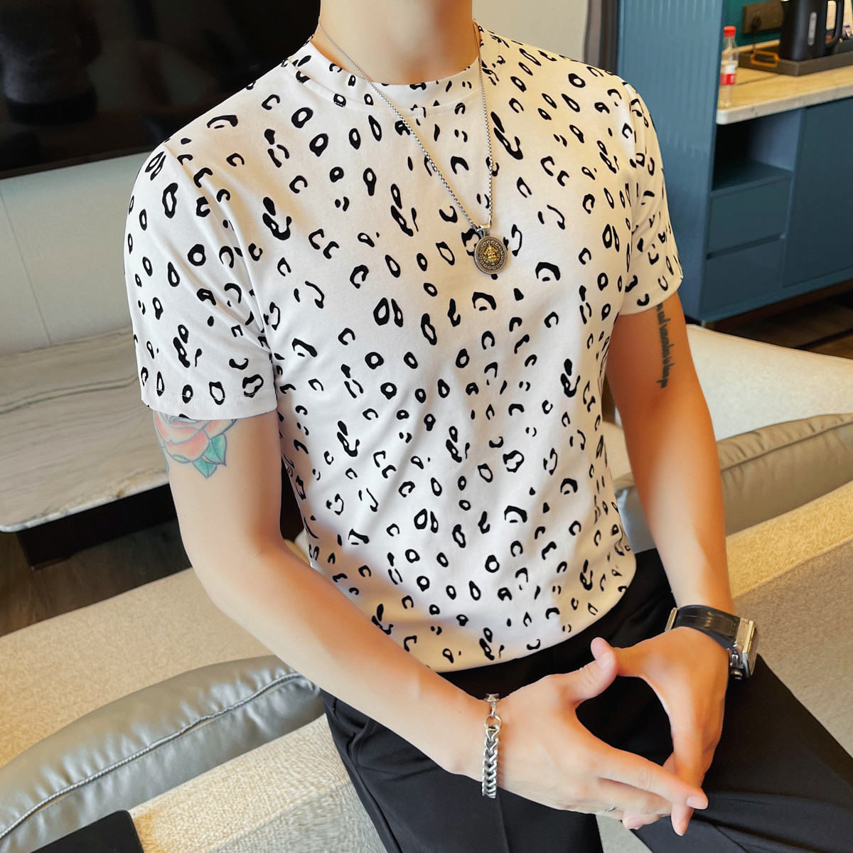 6613-P45 植绒豹纹短袖体恤男士春夏新款圆领半袖T恤修身图片