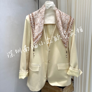 南油小众欧货2026春款高端时尚百搭宽松显瘦复古港风丝巾西装外套