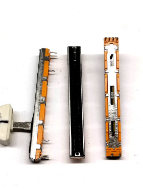 库存升威SC6080N 75MM 直滑推子单联电位器D10K 柄长15MMC 3脚