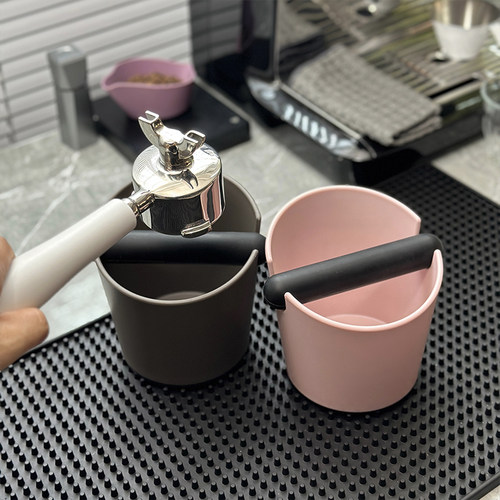 粉色一体敲渣桶配套器具