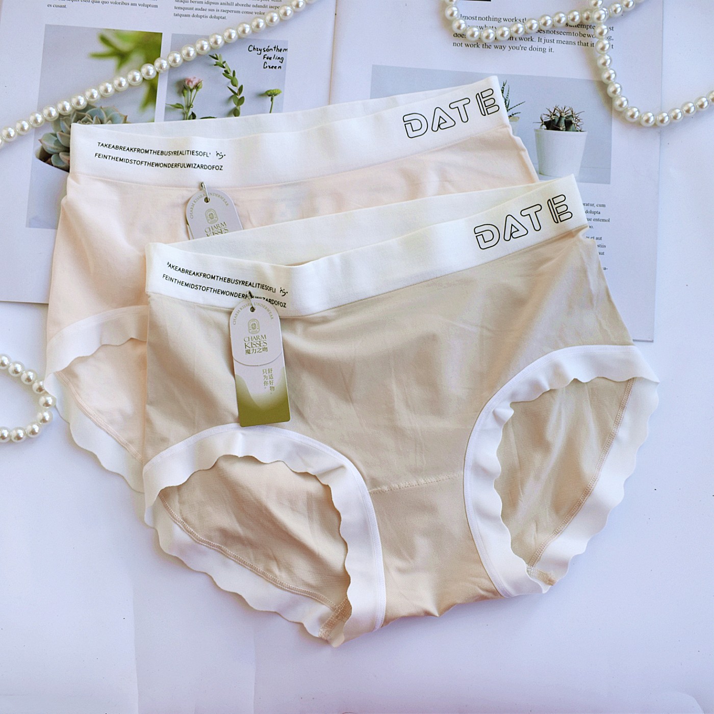 福利款蚕丝抗菌裆中腰女士内裤锦纶冰丝面膜包臀字母舒适三角裤头