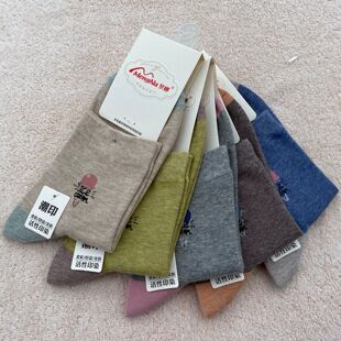 梦娜精梳棉潮印女士厚款袜子中筒冬保暖袜紧密六双一组妈妈袜