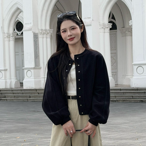 漫步慕尼春季女款短款外套2026新款2-24经典纯色气质外套