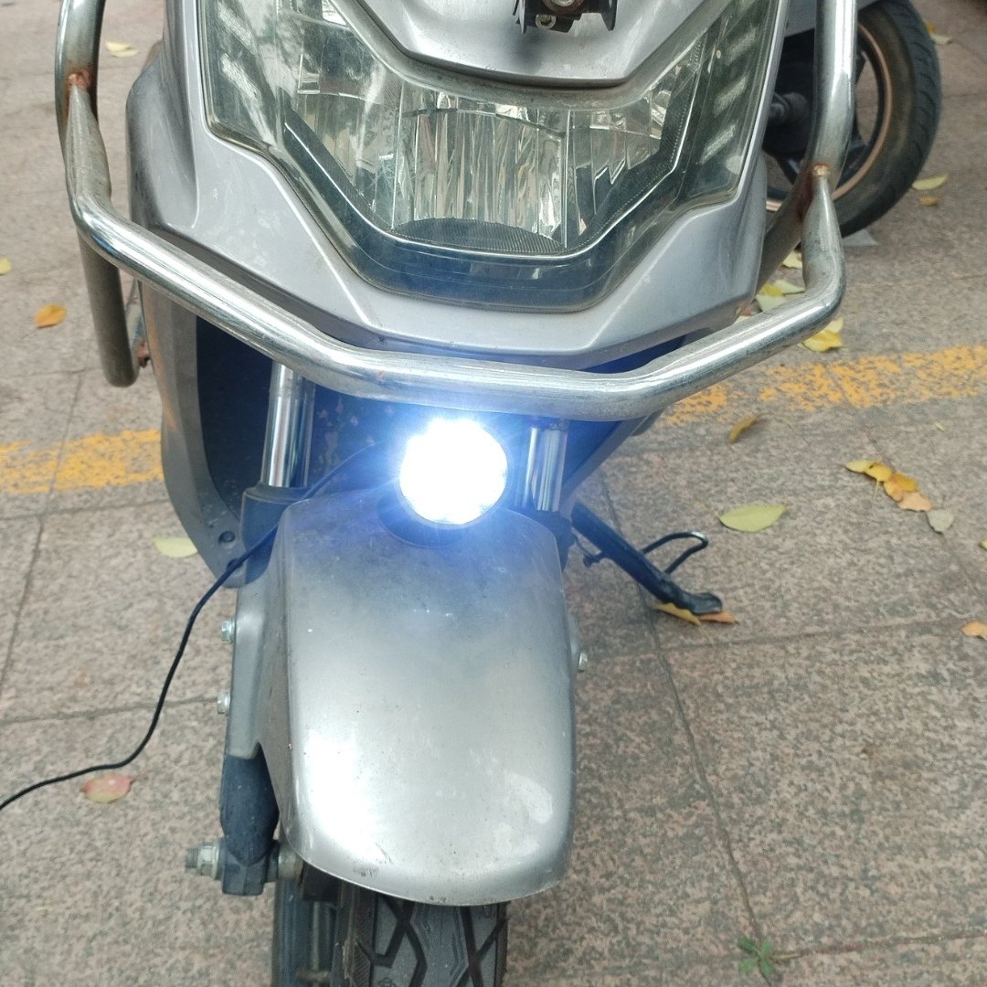 自粘无损安装电动车射灯led外置摩托车射灯挡泥板通用聚光射灯,电动车/配件/交通工具,电动车灯,淘宝优惠券,粉丝福利购,淘宝优惠卷