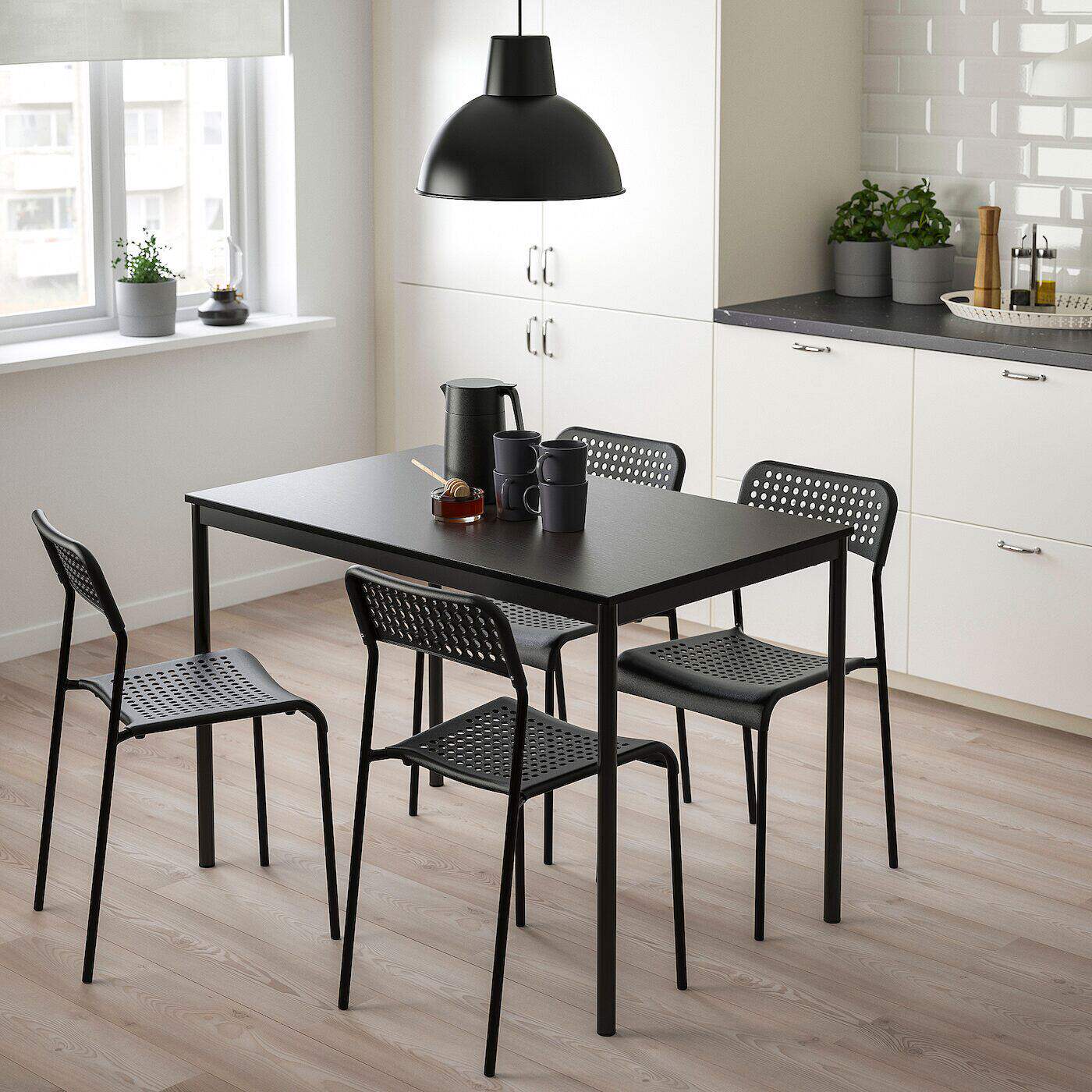 IKEA宜家代购桑德贝利阿德一桌四椅黑色110x67cm家用餐桌椅组合