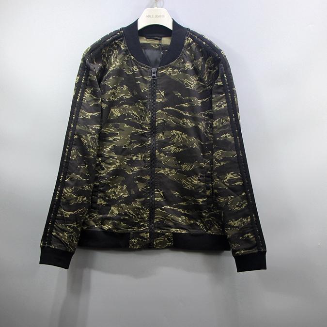 ABLEJEANS棒球领秋季夹克外套