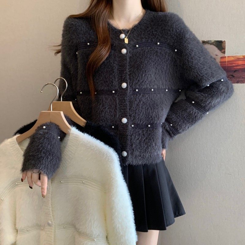 大码女装2025秋冬新款设计感小香风钉珠圆领水貂绒开衫长袖毛衣潮,女装/女士精品,大码内搭,淘宝优惠券,粉丝福利购,淘宝优惠卷