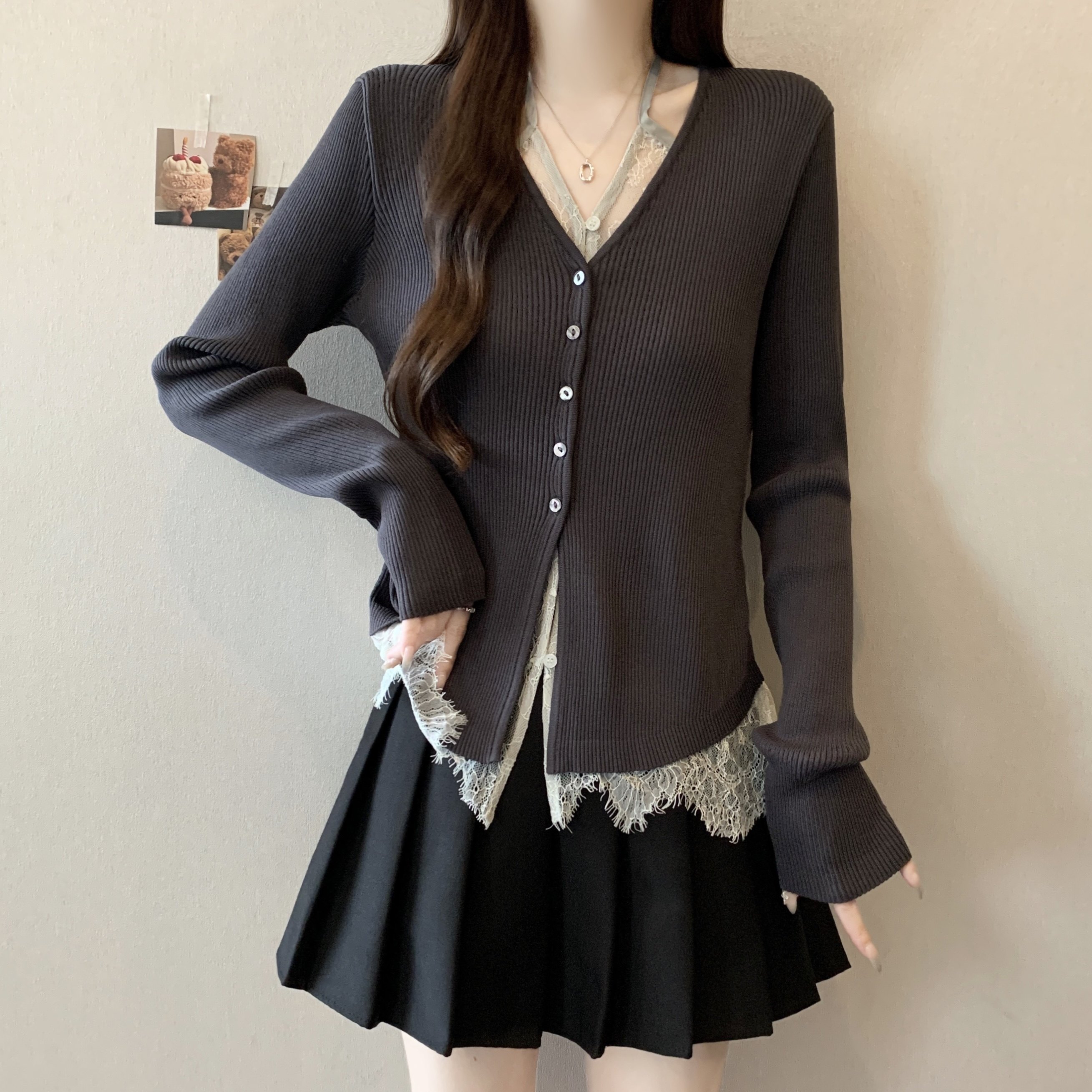 大码女装设计感假两件针织衫秋季新款胖MM内搭法式蕾丝拼接上衣潮,女装/女士精品,大码内搭,淘宝优惠券,粉丝福利购,淘宝优惠卷