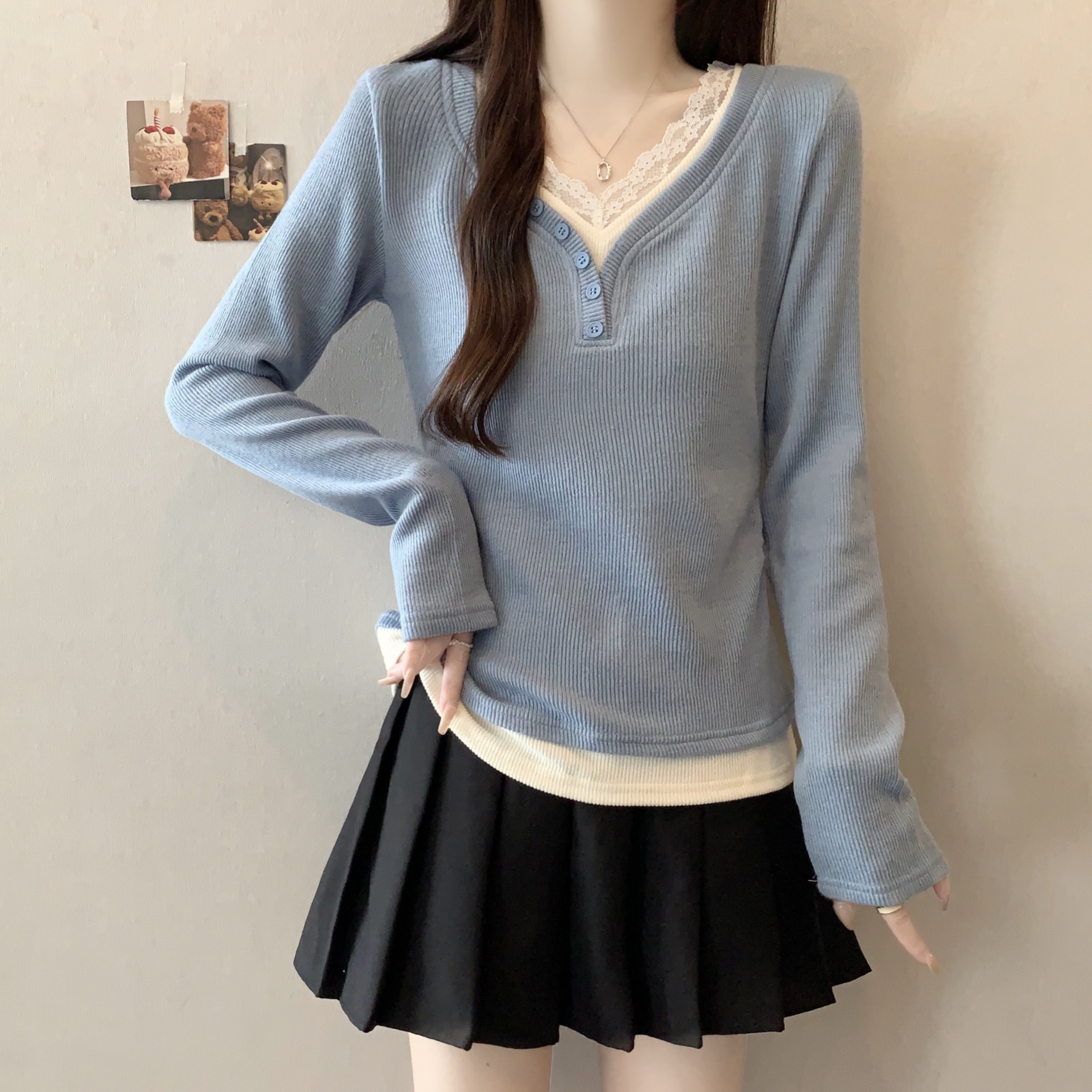 大码女装胖MM蕾丝拼接V领长袖针织衫秋季新款假两件内搭打底上衣,女装/女士精品,大码内搭,淘宝优惠券,粉丝福利购,淘宝优惠卷