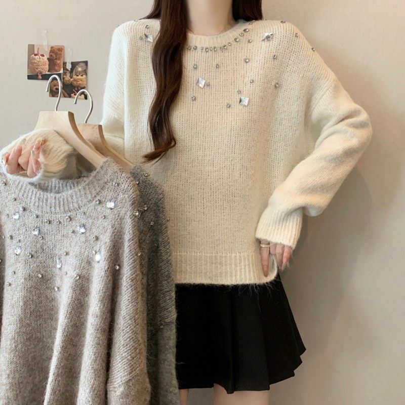 大码女装2025秋冬新款圆领重工钉钻仙女落肩袖套头长袖上衣毛衣潮,女装/女士精品,大码内搭,淘宝优惠券,粉丝福利购,淘宝优惠卷