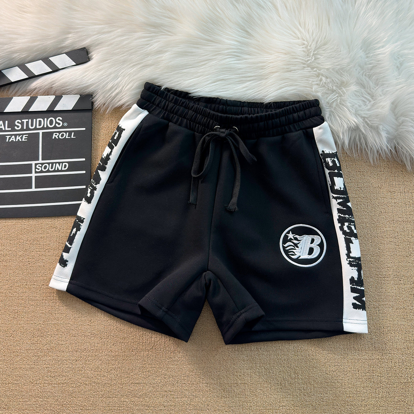 轻奢刺绣小标高街撞色运动休闲短裤男夏季潮牌嘻哈宽松篮球四分裤,男装,短裤,淘宝优惠券,粉丝福利购,淘宝优惠卷