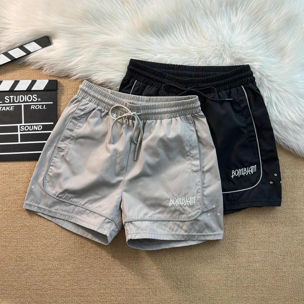 膝盖上风衣面料速干反光织带休闲四分裤男运动短裤宽松嘻哈高街裤,男装,短裤,淘宝优惠券,粉丝福利购,淘宝优惠卷