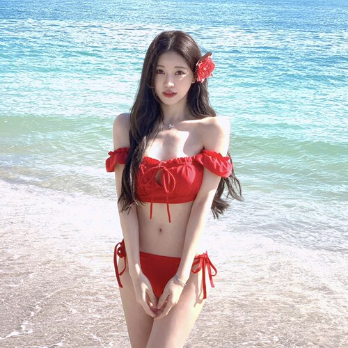超显白红色比基尼辣妹性感