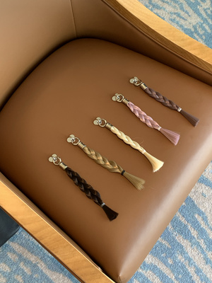 【ouchtv】本期推荐少女编发手机壳挂件包包挂miu钥匙扣