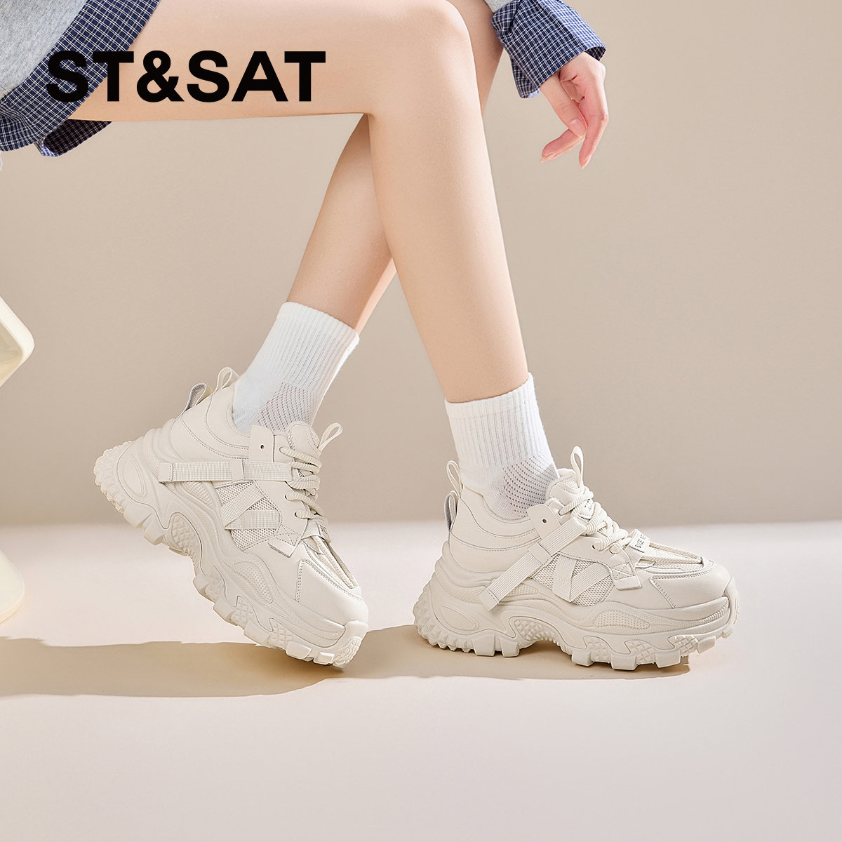 St&Sat/星期六秋冬圆头系带老爹鞋厚底加绒休闲鞋女SSC1112713,女鞋,老爹鞋,淘宝优惠券,粉丝福利购,淘宝优惠卷