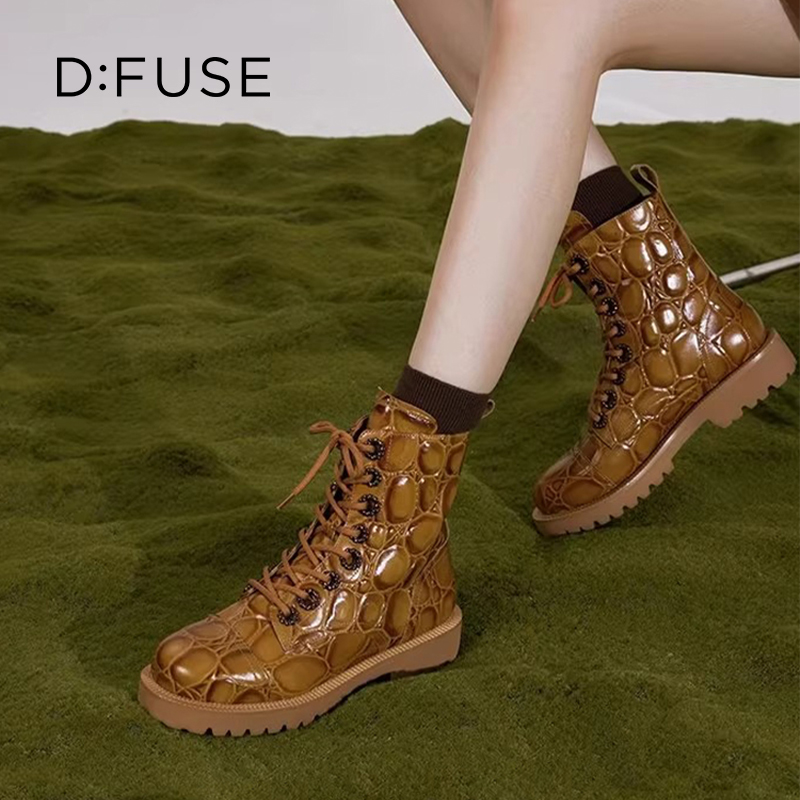 迪芙斯复古时尚百搭牛皮马丁靴女