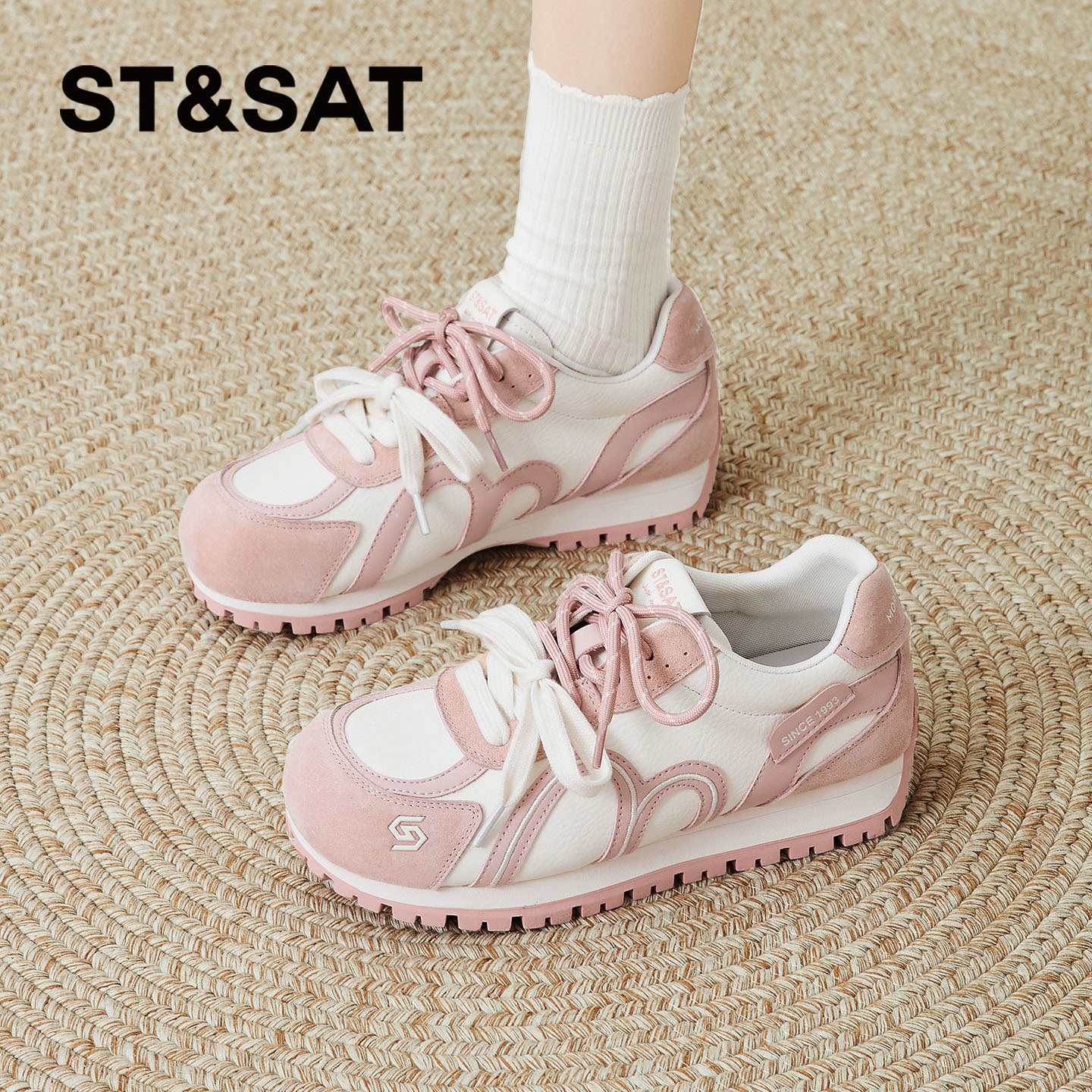 St&Sat/星期六春秋圆头拼接平底系带运动休闲德训鞋女SSE1112C62,女鞋,德训鞋,淘宝优惠券,粉丝福利购,淘宝优惠卷