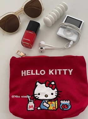 周年限定款~复古红色Kitty刺绣小化妆包女韩系可爱收纳包拉链小包
