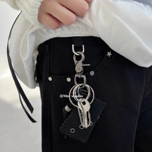 欧尼同款街头chill美式复古个性皮质车钥匙扣时髦腰间挂件包挂饰