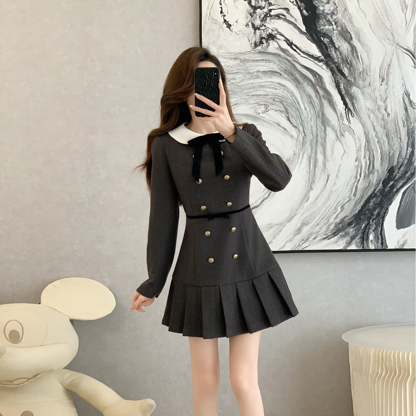 学院风双排扣连衣裙女秋冬季灰色翻领收腰显瘦百褶裙千金感穿搭