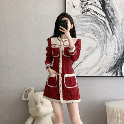 高级感小香风气质时尚连衣裙女秋冬季新年战袍收腰显瘦短裙小个子