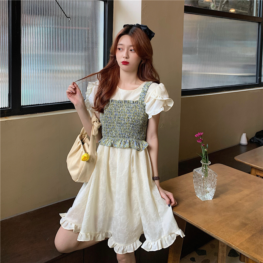 Real shot sweet girl floral suspender + round neck Ruffle loose and versatile dress