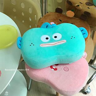 网红in可拆洗记忆棉冰丝小枕头可爱超萌丑鱼怪汉顿抱枕午休趴睡枕